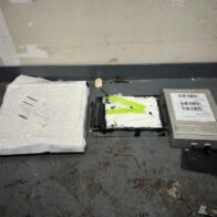 DNCD ocupa porta placas y dispositivo electrónico de vehículo llenos de cocaína