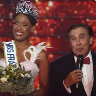 Azafata de 34 años es la nueva Miss Francia, siendo la de más edad en obtener el premio