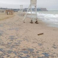 Detectan primeras manchas de petróleo en la costa de Yalta, al sur de Crimea