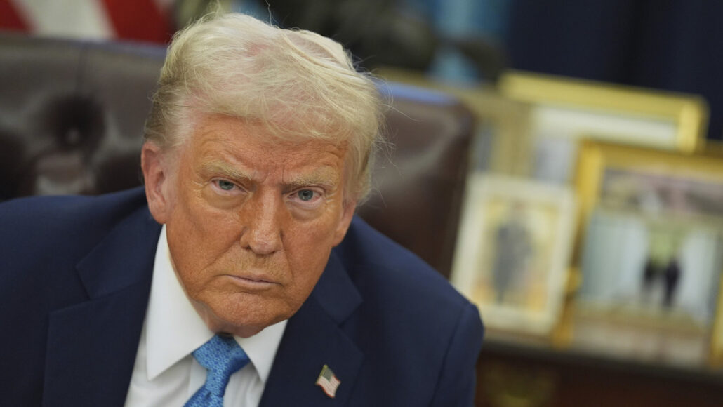 Trump anuncia que "absolutamente" impondrá aranceles a la Unión Europea