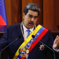 Venezolanos se concentran en Bilbao para denunciar "el golpe de Estado" de Maduro
