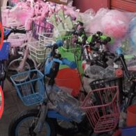 Decenas de familias se quejan por altos precios de juguetes en centros comerciales