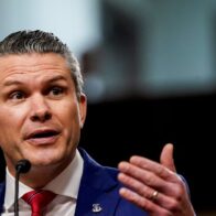 Secretario de Defensa de EEUU retira acreditación y la escolta al general Milley, crítico de Trump