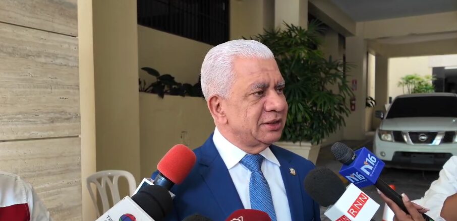 Ricardo De los Santos aboga por una solución "satisfactoria"