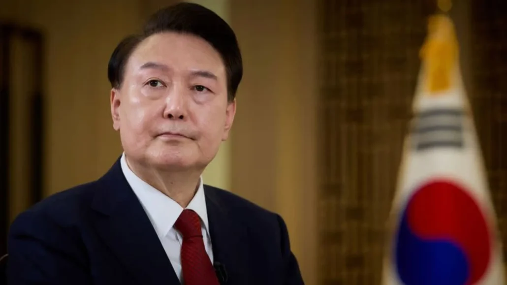 Condenan a 18 meses de prisión al expresidente surcoreano Yoon Suk-yeol por violar ley electoral