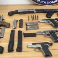 PN y MP realizan allanamientos en Tenares con importantes decomisos de armas, dinero y equipos ilícitos