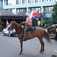 Cabalgata Duartiana llena de patriotismo la Zona Colonial en el 212 aniversario de Duarte