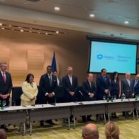 Anuncian construcción de Centro Oncológico en Plaza de la Salud