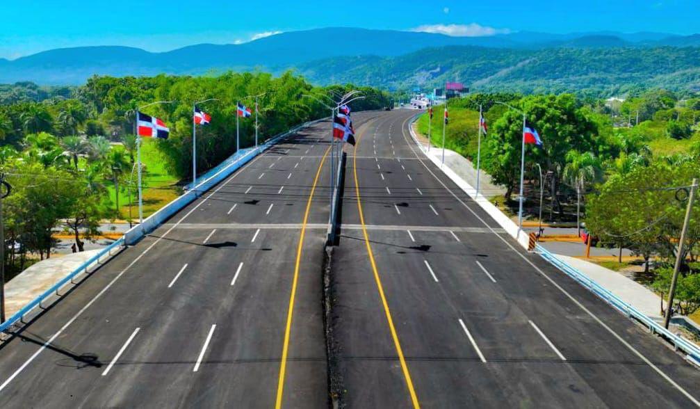 Ministerio de Obras Públicas culmina 2024 con 125 obras entregadas en todo el país.