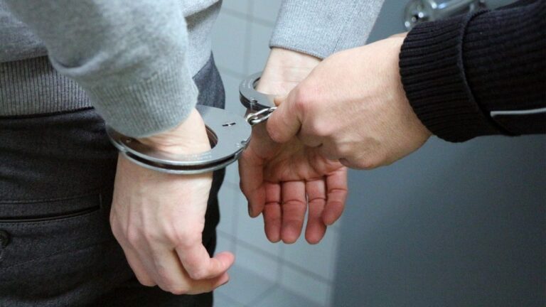 PN detiene tres hombres acusados de robo en residencias de Azua y San Pedro de Macorís 10 | Noticias de hoy en República Dominicana PN detiene tres hombres acusados de robo en residencias de Azua y San Pedro de Macorís