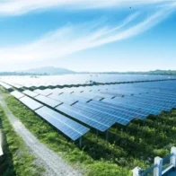 Ecuador inicia los trámites para construir un nuevo proyecto solar de 200 megavatios