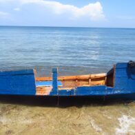 Rescatan 31 personas tras naufragio de yola en Miches