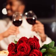 ¡Creatividad y juegos sexuales! Consejos de una psicóloga para mantener viva la llama del amor