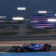 Sainz lidera, por delante de Hamilton, la segunda jornada de test de Baréin