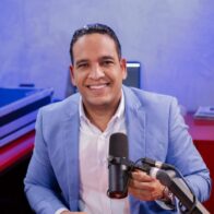 Hansel García celebró este 2025, 15 años de su entrada a la radio.