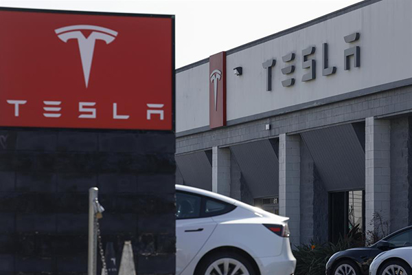 Tesla lanzará su sistema de "conducción autónoma" en China en los próximos días