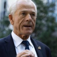 "Trump quiere financiar su Gobierno con aranceles", asegura el asesor de Comercio de EEUU