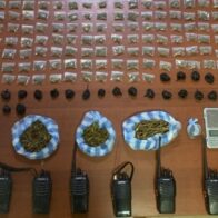 PN y MP en Santiago decomisan sustancias narcóticas, radios de comunicación y apresan ocho personas en allanamientos