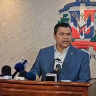 Tobías Crespo somete proyecto de ley para regular la Inteligencia Artificial en RD