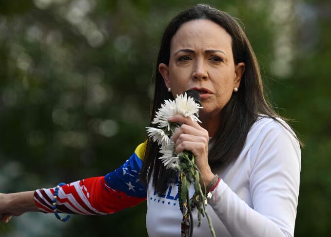 María Corina Machado denuncia una "operación cruel" del chavismo contra la familia de Edmundo González