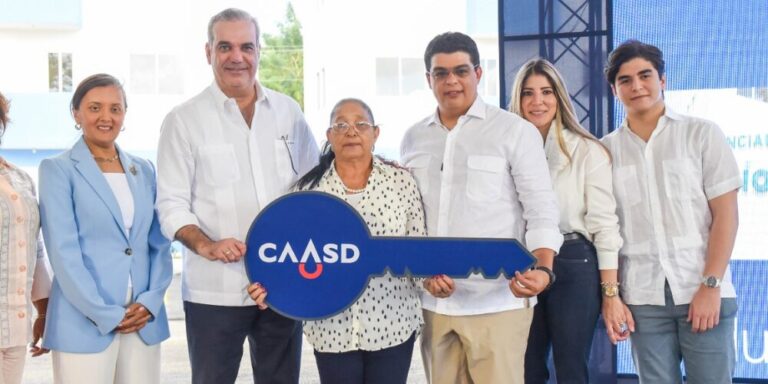 Presidente Abinader entrega 144 apartamentos a familias desplazadas de cañada de Guajimía 5 | Noticias de hoy en República Dominicana Abinader entrega 144 apartamentos a familias desplazadas de cañada de Guajimía