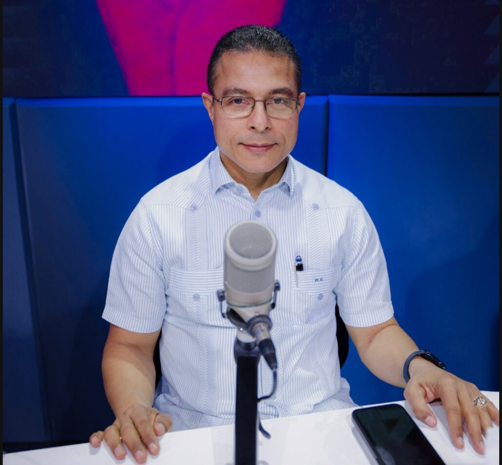 Miguel Camacho dice que "RD tendrá una mujer dentro del Palacio Nacional en el 2028"
