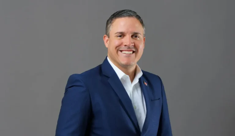 Jean Luis Rodríguez disertará en feria de “Turismo y Atracciones” en Pedernales