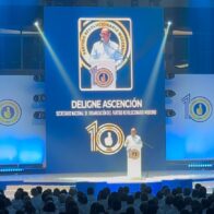 Deligne Ascensión con emotivo discurso en aniversario ignora rumores de renuncia