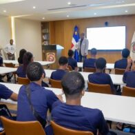 DNCD lleva ruta de la prevención a estudiantes escuelas sector Cristo Rey