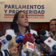 Diputada de ultramar aboga por plan para reinsertar a deportados a la sociedad