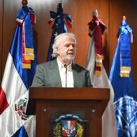 Catedrático afirma autoritarismo es un desafío para el constitucionalismo en América Latina