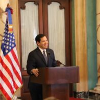 Marco Rubio anuncia disposición para expandir programas de ayudas en RD
