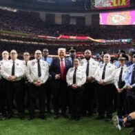 Trump se convierte en el primer presidente de EE.UU. en asistir a un Super Bowl