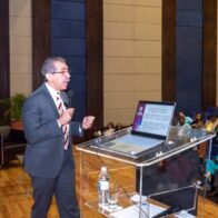 Candidato a rector presenta los siete ejes de su plan de gestión