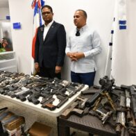 Interior y Policía recibe 94 armas de fuego entregadas por Fiscalía de SDO