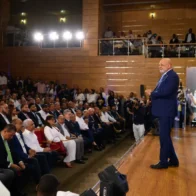 Roberto Fulcar pone en circulación su libro “Mi compromiso con la educación”