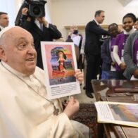 El papa insta a "unir fuerzas" y pedir "responsabilidades" contra la trata de personas