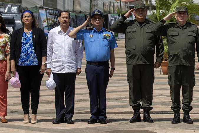 Consuegro de Ortega y Murillo jura para nuevo período como jefe de la Policía de Nicaragua