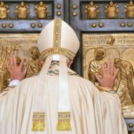 El papa apela a "un nuevo inicio para las personas y la Tierra" en su audiencia jubilar