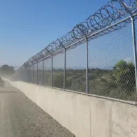 32.5 kilómetros de la verja fronteriza en Dajabón están concluidos, informa Defensa