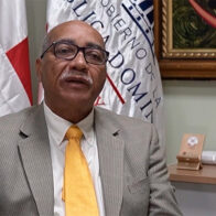 Viceministro de Minas defiende proyecto de Barrick Gold y justifica acción del Estado en Zambrana