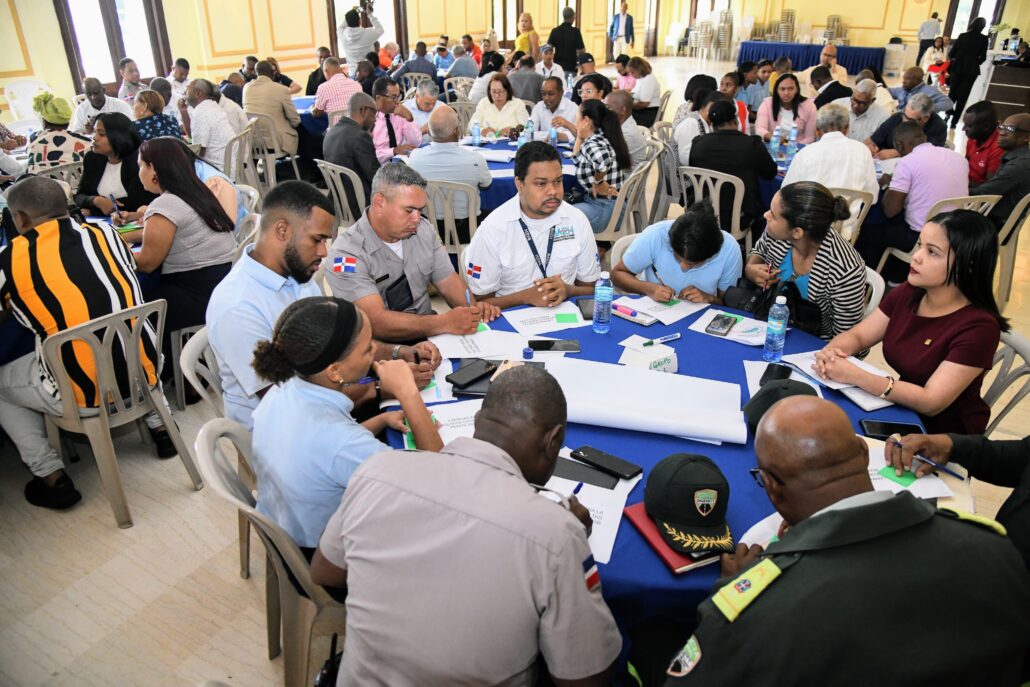 Realizan en San Cristóbal consulta regional para elaboración del Plan Nacional de Seguridad Vial 2025-2030
