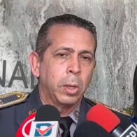 Suspenderán policías de patrulla que disparó contra vehículo con niños abordo