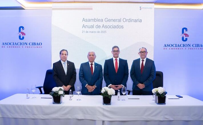 Mesa Directiva de la Asamblea General Ordinaria Anaual de Asociados de la Asociación Cibao.