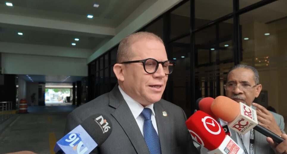 “Los haitianos están por eliminarse ellos mismos”, dice Rafael Castillo