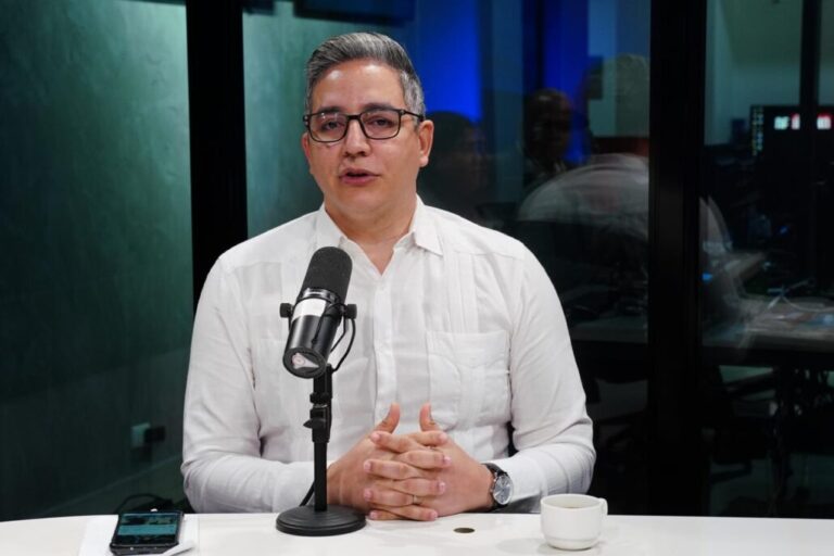 Rodolfo Santos hace llamado a la acción ante constantes casos de feminicidios en el país