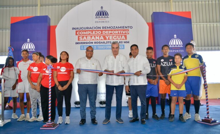 Abinader entrega centro deportivo en Azua con inversión de 40 millones de pesos 5 | Noticias de hoy en República Dominicana Abinader entrega centro deportivo en Azua con inversión de 40 millones de pesos