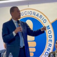 Guido Gómez Mazara durante su intervención ante decenas dirigentes de la diáspora del PRM en la Seccional New Jersey.