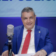 Diputado Gustavo Sánchez a Leonel Fernández: "Si me da de un lado le doy del otro"