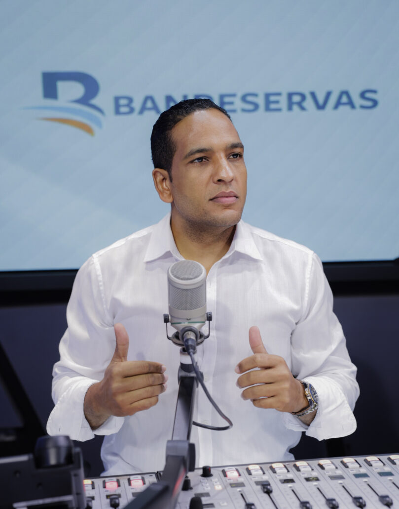 ¡Un acueducto para el Hatico! Hansel García hace petición a Wellington Arnaud